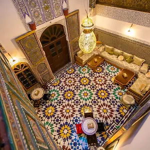 4* Pensión Qamar